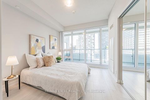 Photo 16 at 1302 - 2221 Yonge Street, Mount Pleasant West, Toronto