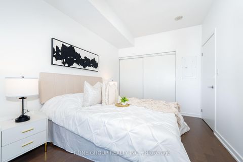 Photo 13 at 2810 - 70 Forest Manor Road, Henry Farm, Toronto