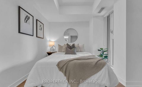 Photo 21 at 713 - 543 Richmond Street W, Waterfront Communities C1, Toronto