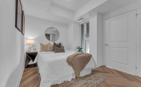 Photo 22 at 713 - 543 Richmond Street W, Waterfront Communities C1, Toronto