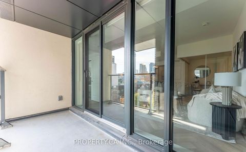 Photo 26 at 713 - 543 Richmond Street W, Waterfront Communities C1, Toronto