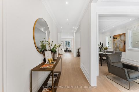 Photo 2 at 42 Agar Crescent, City Centre West, Toronto