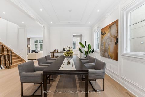 Photo 6 at 42 Agar Crescent, City Centre West, Toronto