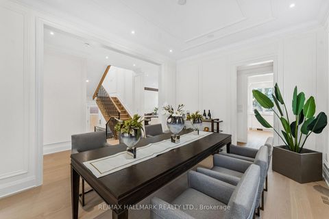 Photo 7 at 42 Agar Crescent, City Centre West, Toronto