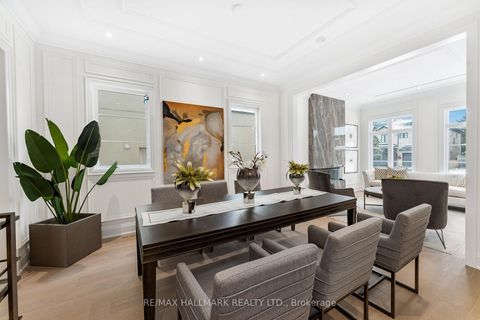 Photo 8 at 42 Agar Crescent, City Centre West, Toronto