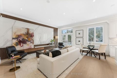 Photo 9 at 42 Agar Crescent, City Centre West, Toronto