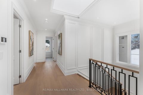 Photo 26 at 42 Agar Crescent, City Centre West, Toronto