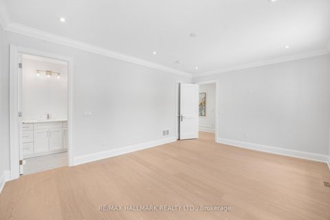 Photo 39 at 42 Agar Crescent, City Centre West, Toronto