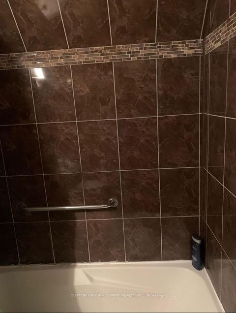 Photo 3 at 58 - 2901 Jane Street, Jane Heights, Toronto