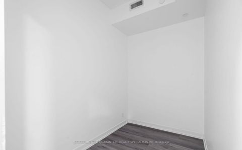 Photo 5 at 331 - 2020 Bathurst Street, Cedarvale, Toronto