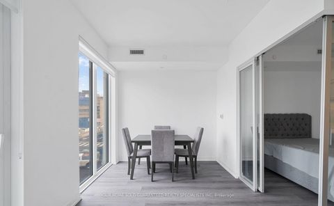 Photo 10 at 331 - 2020 Bathurst Street, Cedarvale, Toronto