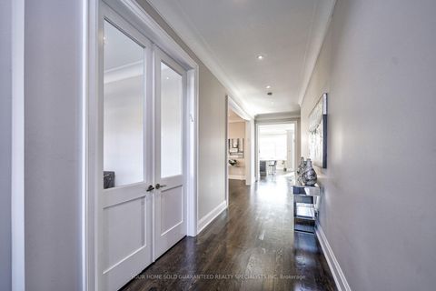 Photo 3 at 267 King High Drive, Beverley Glen, Vaughan