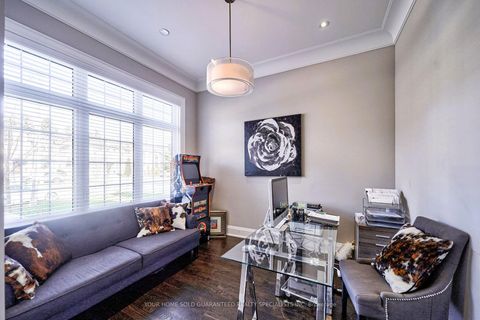 Photo 4 at 267 King High Drive, Beverley Glen, Vaughan