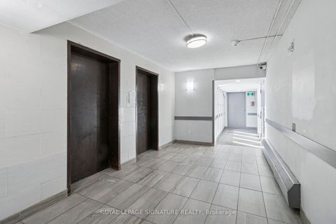 Photo 7 at 720 - 4645 Jane Street, Black Creek, Toronto
