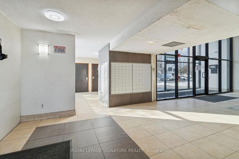 Photo 9 at 720 - 4645 Jane Street, Black Creek, Toronto