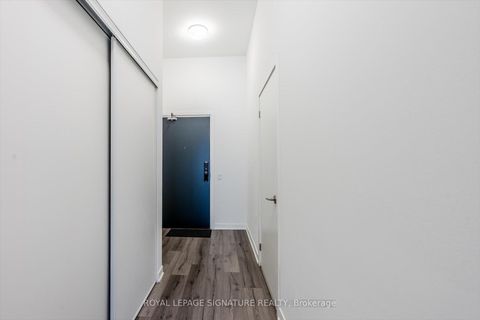 Photo 2 at 132 - 395 Dundas Street W, OA Rural Oakville, Oakville