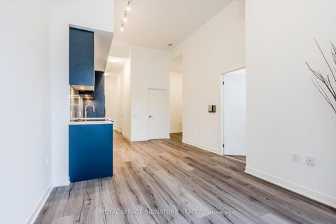 Photo 8 at 132 - 395 Dundas Street W, OA Rural Oakville, Oakville