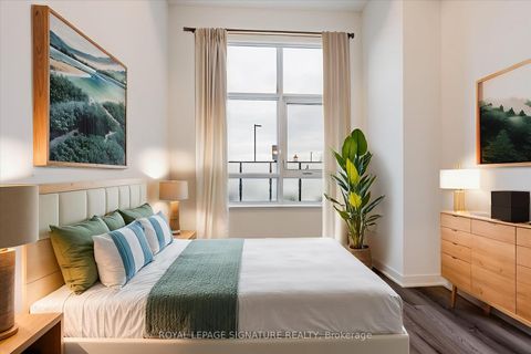 Photo 16 at 132 - 395 Dundas Street W, OA Rural Oakville, Oakville