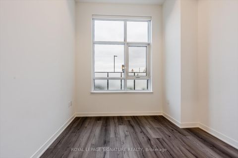 Photo 19 at 132 - 395 Dundas Street W, OA Rural Oakville, Oakville