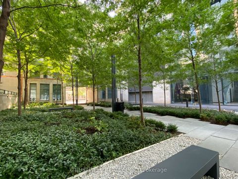 Photo 12 at 2404 - 1080 Bay Street, Bay Street Corridor, Toronto