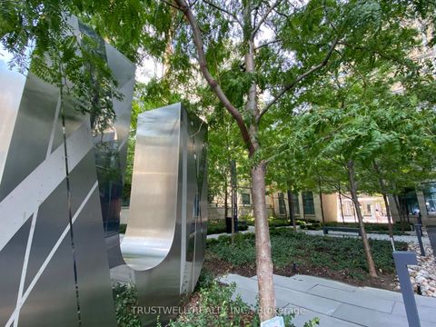 Photo 13 at 2404 - 1080 Bay Street, Bay Street Corridor, Toronto