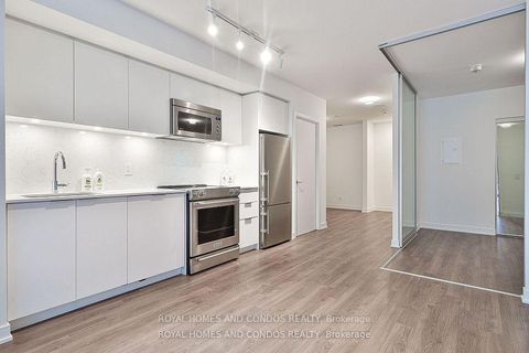 Photo 9 at 402 - 30 Samuel Wood Way, City Centre West, Toronto