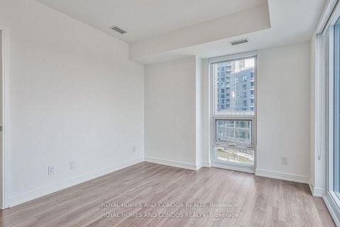 Photo 12 at 402 - 30 Samuel Wood Way, City Centre West, Toronto