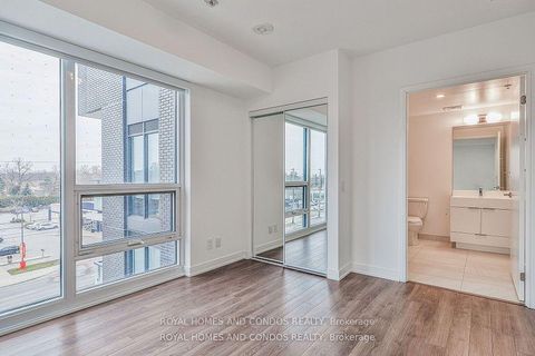 Photo 13 at 402 - 30 Samuel Wood Way, City Centre West, Toronto