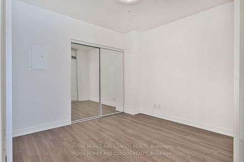 Photo 16 at 402 - 30 Samuel Wood Way, City Centre West, Toronto