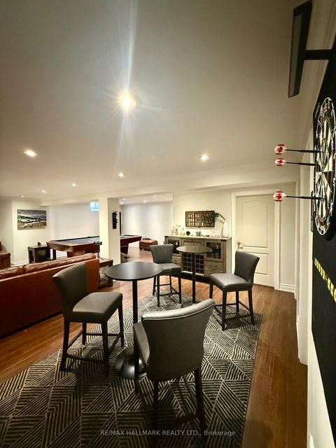 Photo 8 at 220 Tonner Crescent, Bayview Northeast, Aurora