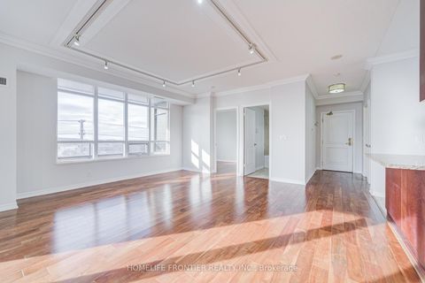 Photo 12 at 511 - 9235 Jane Street, Maple, Vaughan