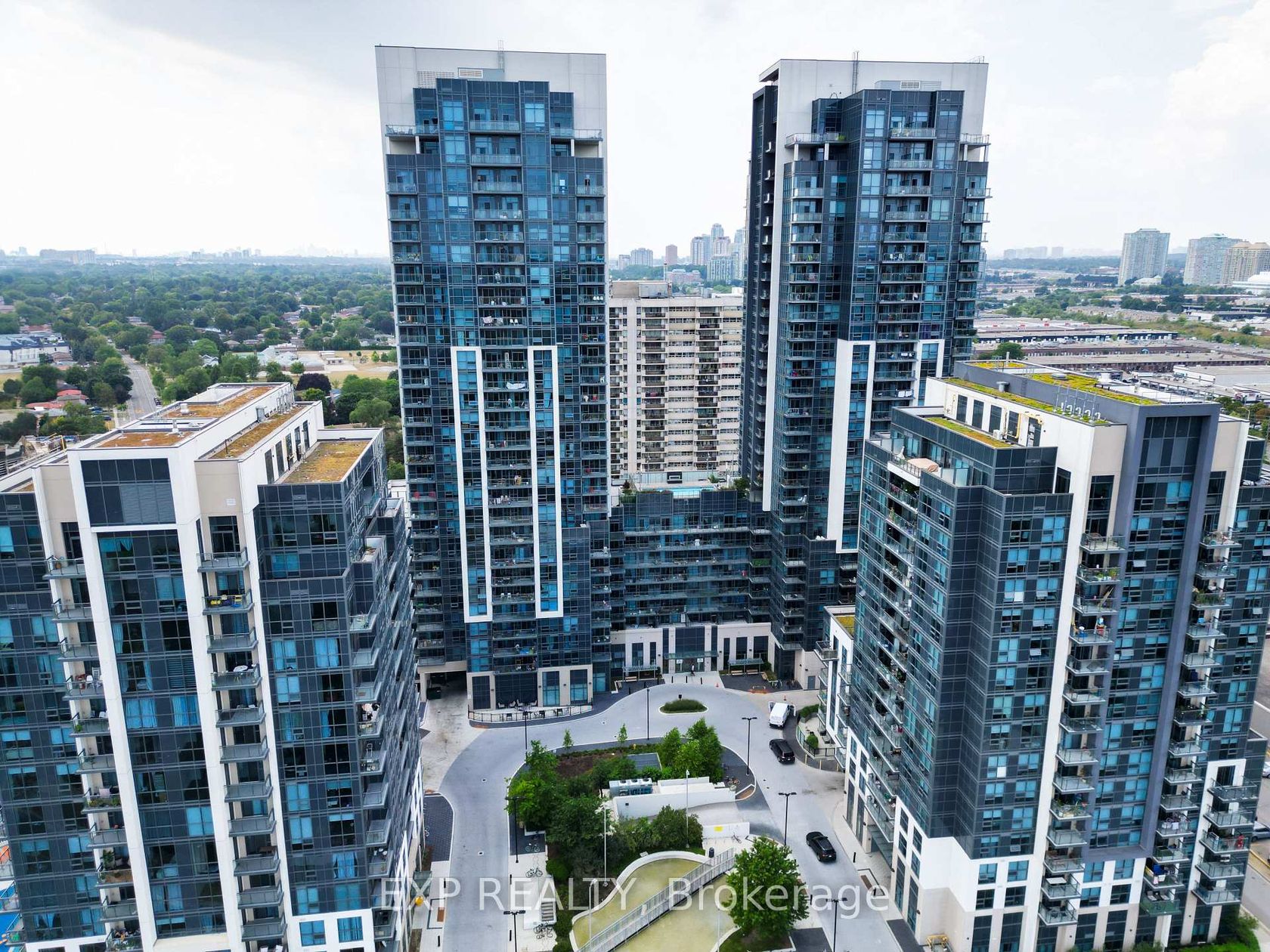 707 - 30 Meadowglen Place, Woburn, Toronto 