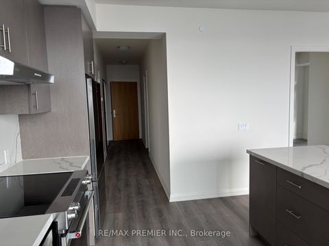 Photo 7 at 1410 - 8960 Jane Street, Concord, Vaughan