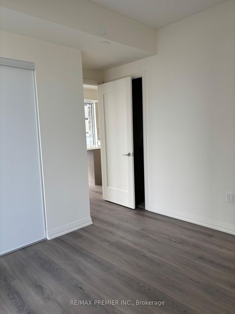 Photo 8 at 1410 - 8960 Jane Street, Concord, Vaughan