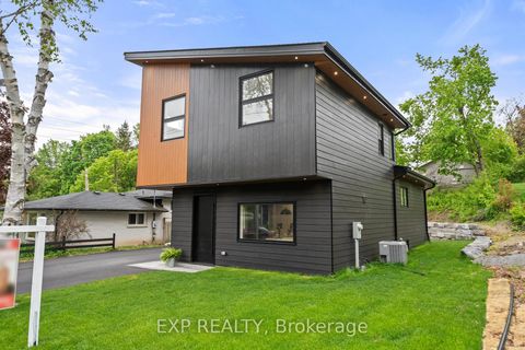 Photo 32 at 168 Berczy Street, Wellington, Barrie