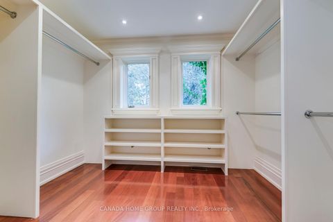 Photo 19 at 21 Ennisclare Drive E, MO Morrison, Oakville