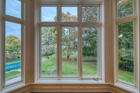 Photo 22 at 21 Ennisclare Drive E, MO Morrison, Oakville