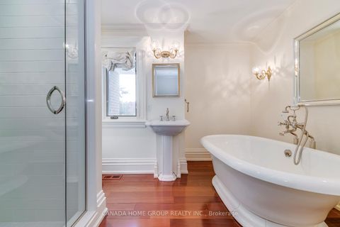 Photo 27 at 21 Ennisclare Drive E, MO Morrison, Oakville