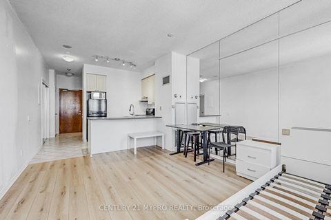 Photo 16 at 401 - 555 Yonge Street, Yonge Corridor, Toronto