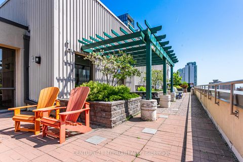 Photo 23 at 401 - 555 Yonge Street, Yonge Corridor, Toronto