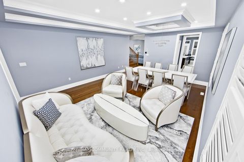 Photo 5 at 7 Seager Street, Rural Richmond Hill, Richmond Hill