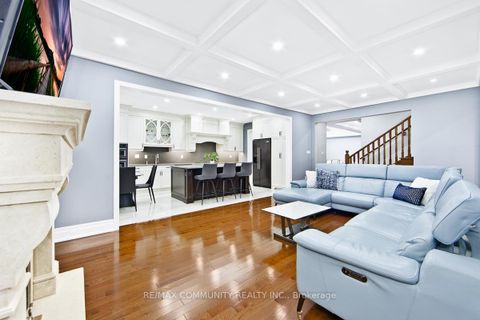 Photo 8 at 7 Seager Street, Rural Richmond Hill, Richmond Hill