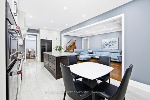 Photo 11 at 7 Seager Street, Rural Richmond Hill, Richmond Hill