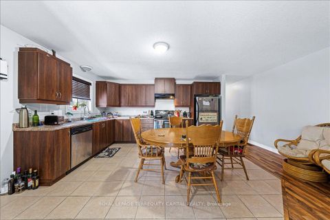 Photo 7 at 102 Henry Street, Wellington, Barrie