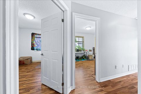 Photo 14 at 102 Henry Street, Wellington, Barrie