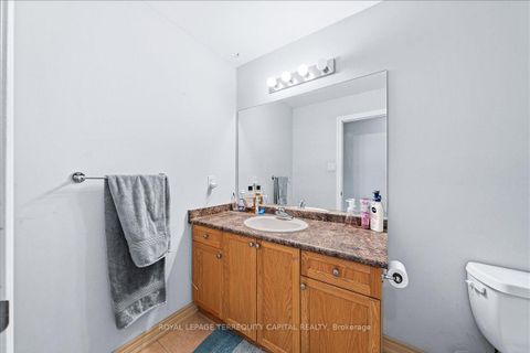 Photo 21 at 102 Henry Street, Wellington, Barrie