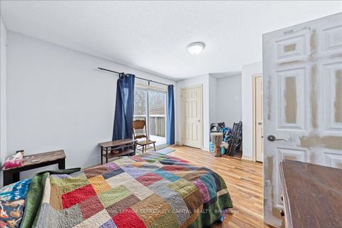 Photo 26 at 102 Henry Street, Wellington, Barrie