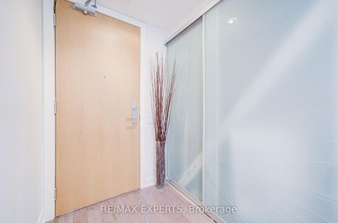 Photo 8 at PH1418 - 629 King Street W, Waterfront Communities C1, Toronto