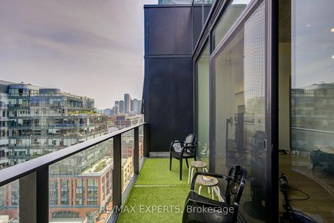 Photo 28 at PH1418 - 629 King Street W, Waterfront Communities C1, Toronto