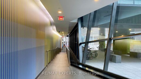 Photo 32 at PH1418 - 629 King Street W, Waterfront Communities C1, Toronto